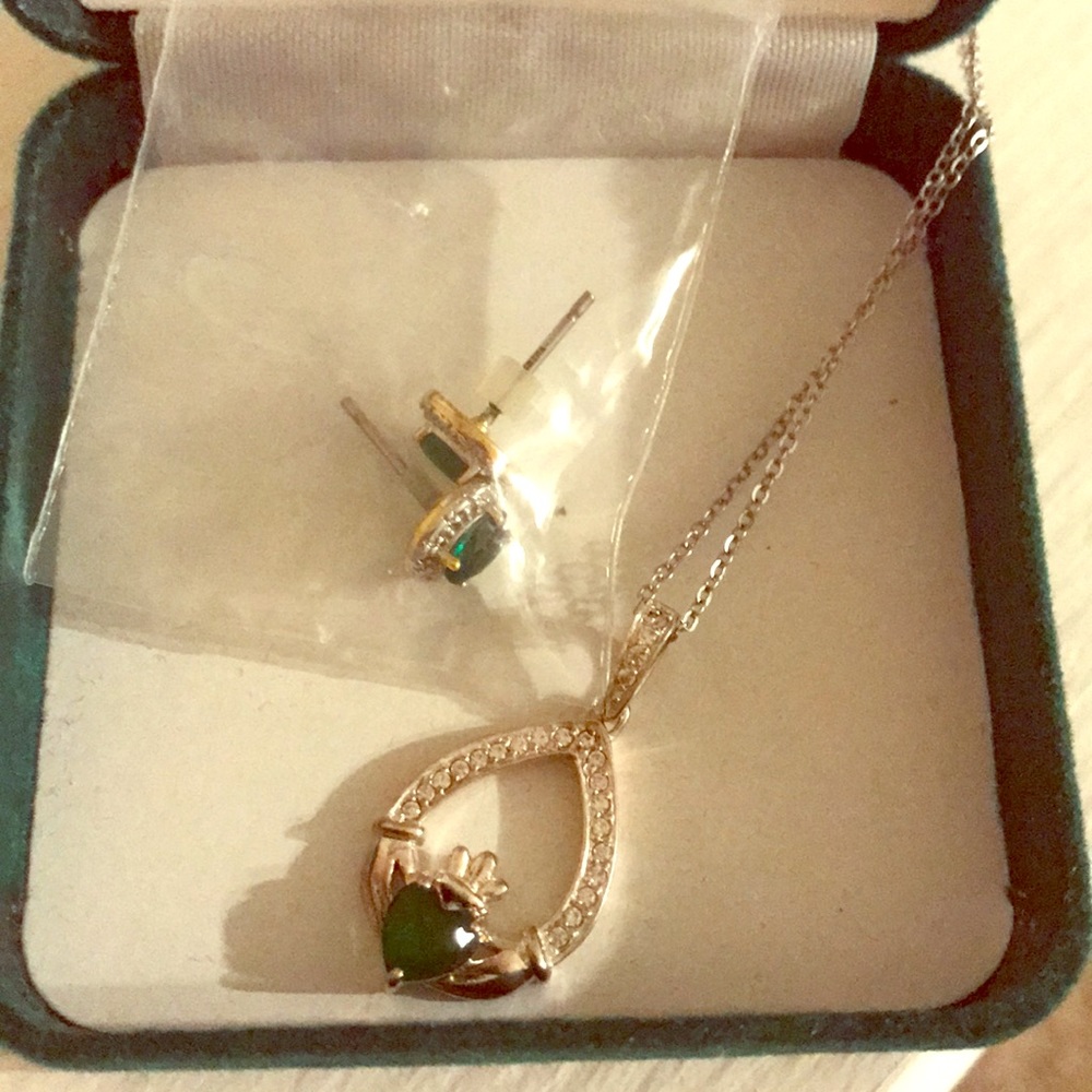 Claddagh/Irish Necklace and Earring Set